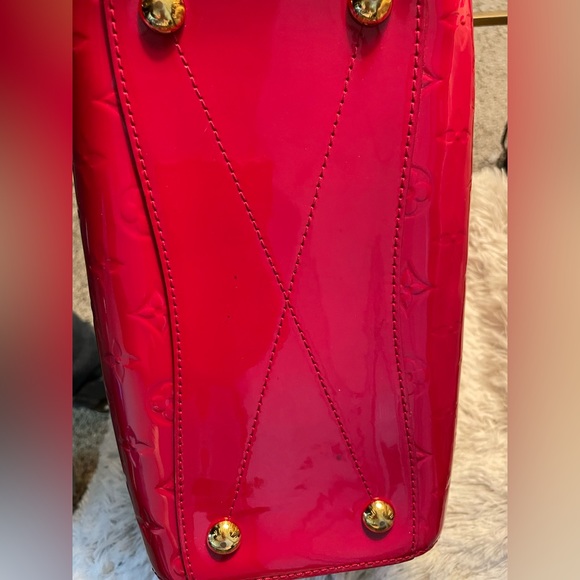 LOUIS VUITTON Montana Handbag Monogram Verni Leather Rose Andian - Valentines 💘 - Picture 4 of 16